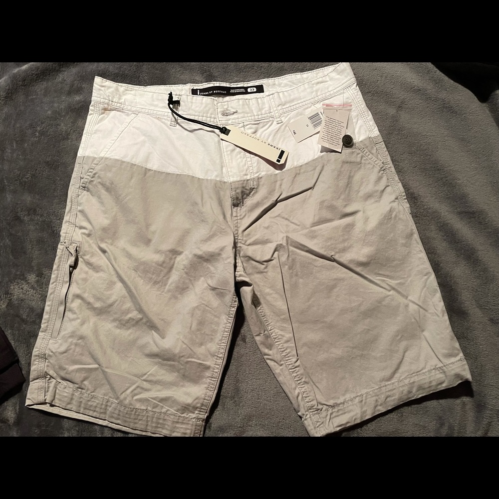 BRAND NEW MENS SHORTS BY BUFFALO